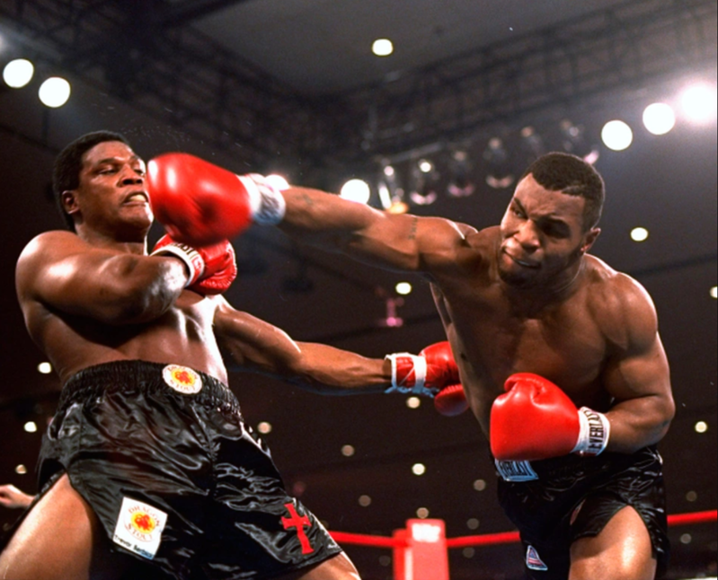 Muhammad Ali, Mike Tyson, Lennox Lewis và Tyson Fury là những biểu tượng lớn của quyền anh hạng nặng thế giới. 