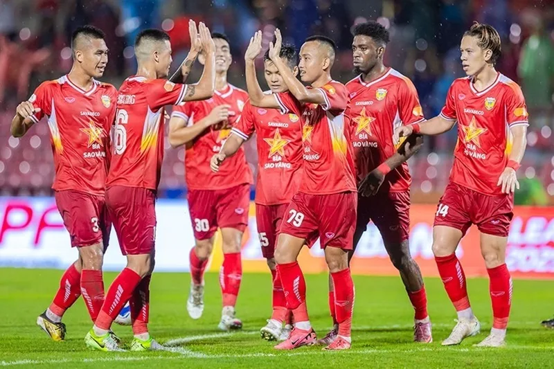 Sự đầu tư bài bản và chiến lược dài hạn hứa hẹn giúp đội bóng vươn xa hơn trong tương lai.